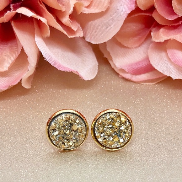 Olivia Rae Jewelry - Dainty Gold Studs